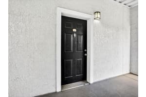 300 SOUTH STREET, ORLANDO, FL 32801 - MLS#MFRO6331857