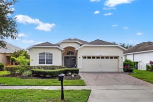 1161 N Hampton Dr, DAVENPORT