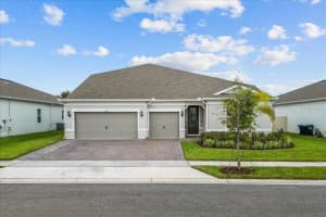 942 SAVANNAH PALMS BOULEVARD, ORLANDO, FL 32828 - MLS#MFRO6331899