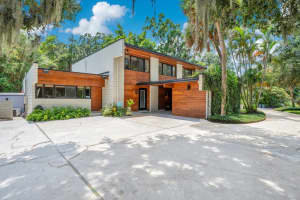 500 LINSON COURT, EDGEWOOD, FL 32809 Sold 10/23/25