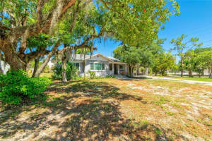 423 TEXAS AVENUE, TAVARES, FL 32778 Sold 10/17/25