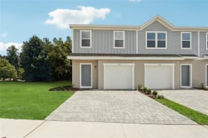 1632 Fan Palm Dr, DAVENPORT