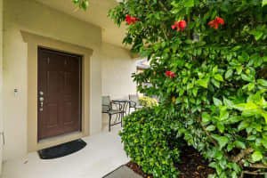 11807 CROSS VINE DRIVE, RIVERVIEW, FL 33579 - MLS#MFRO6332059