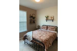967 PARADISE DRIVE, DAVENPORT, FL 33897 - MLS#MFRO6332092