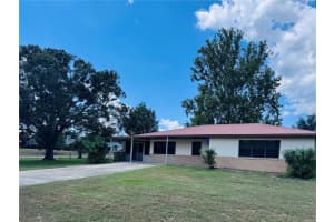 37207 GRAYS AIRPORT ROAD, LADY LAKE, FL 32159 Sold 09/02/25