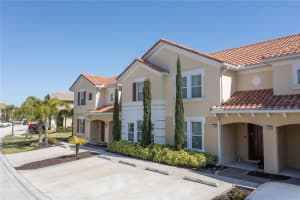 4682 Terrasonesta Dr, DAVENPORT