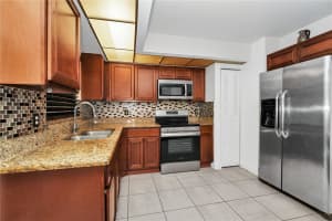194 LARKSPUR COURT, KISSIMMEE, FL 34743 - MLS#MFRO6332262