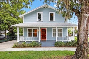 306 E 4th St, SANFORD