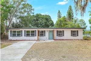 451 5TH STREET, CHULUOTA, FL 32766 Sold 09/10/25