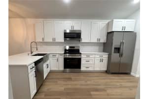 1209 JACKSON AVENUE, MOUNT DORA, FL 32757 - MLS#MFRO6332316