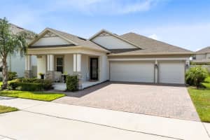 390 SINGING TREE LANE, WINTER SPRINGS, FL 32708 - MLS#MFRO6332343