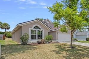 2227 MAJESTIC EAGLE CIRCLE, CLERMONT, FL 34714 - MLS#MFRO6332545