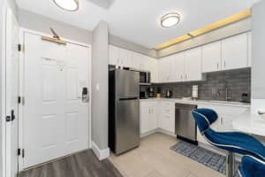 7601 CANADA AVENUE, ORLANDO, FL 32819 - MLS#MFRO6332553