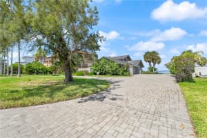 1588 SANTA BARBARA DRIVE, DUNEDIN, FL 34698 - MLS#MFRO6332619