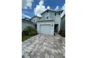 1002 LA MIRADA COURT, KISSIMMEE, FL 34744 - MLS#MFRO6332641