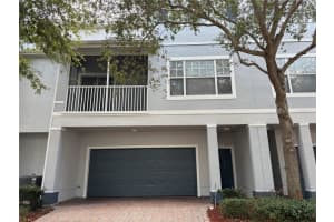 2586 Grand Central Pkwy #13, ORLANDO