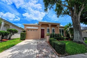 604 Obo Dr, DAVENPORT