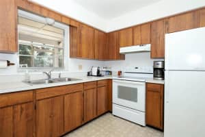 1734 WILLA CIRCLE, WINTER PARK, FL 32792 Sold 09/30/25
