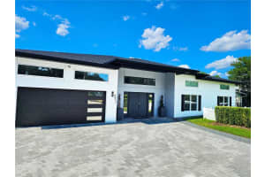 2411 Nela Avenue, ORLANDO