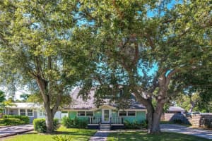 1213 5th St W, PALMETTO