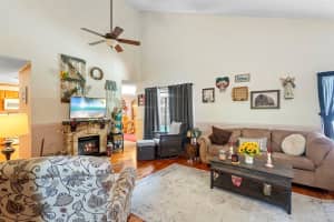 4273 FOX HOLLOW CIRCLE, CASSELBERRY, FL 32707 - MLS#MFRO6333382