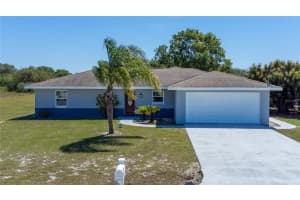 52 N York Rd, AVON PARK