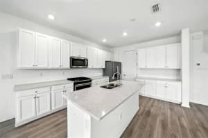 700 BENOI DRIVE, DAVENPORT, FL 33896 - MLS#MFRO6333454