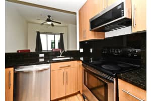 460 JACKSON STREET, ORLANDO, FL 32801 - MLS#MFRO6333489