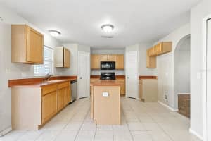 12925 KINGS LAKE DRIVE, GIBSONTON, FL 33534 Sold 10/16/25