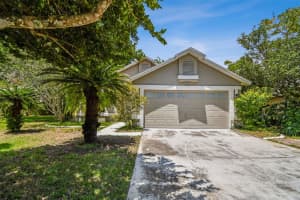 3144 GINGER CIRCLE, ORLANDO, FL 32826 Sold 09/05/25
