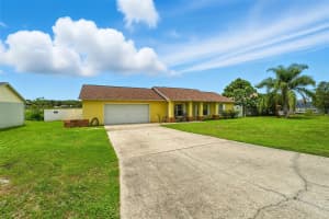 49 LAKE JACKSON DRIVE, MASCOTTE, FL 34753 Sold 11/10/25