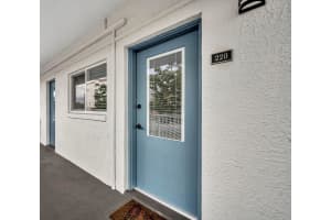 320 LAKEVIEW STREET, ORLANDO, FL 32804 - MLS#MFRO6333881