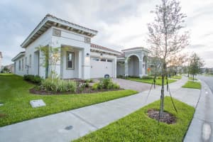 13360 BROMBOROUGH DRIVE, ORLANDO, FL 32832 - MLS#MFRO6333913