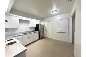 101 LAKE HUNTER DRIVE, LAKELAND, FL 33803 - MLS#MFRO6334014