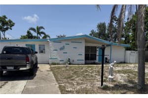 2119 N Wellesley Dr, BRADENTON
