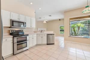 1064 HIGH POINT LOOP, LONGWOOD, FL 32750 Sold 10/31/25