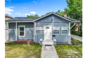 403 2ND STREET, LEESBURG, FL 34748 - MLS#MFRO6334214