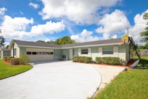 186 LAKESIDE DRIVE, SANFORD, FL 32773 - MLS#MFRO6334300