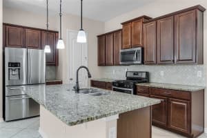 17047 HARBOR OAK PARKWAY, WINTER GARDEN, FL 34787 Sold 10/22/25