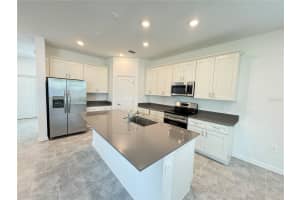 2183 SWEET HONEY LANE, APOPKA, FL 32712 - MLS#MFRO6334409
