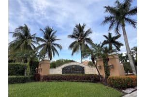 8070 N Nob Hill Rd #202, TAMARAC