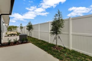 795 LONGBOAT DRIVE, DAVENPORT, FL 33896 - MLS#MFRO6334677