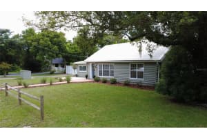 151 FLORIDA AVENUE, GENEVA, FL 32732 - MLS#MFRO6334683