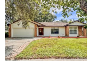 2507 Creekview Cir, OVIEDO