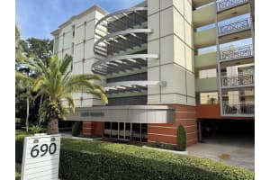 690 Osceola Ave #209, WINTER PARK