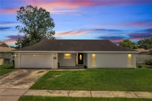 219 Iowa Woods Cir W, ORLANDO