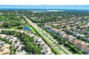 10860 WOODCHASE CIRCLE, ORLANDO, FL 32836 - MLS#MFRO6334871