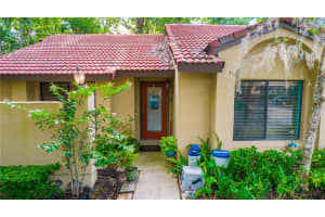 466 Club Dr, WINTER SPRINGS