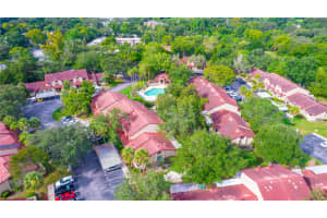466 CLUB DRIVE, WINTER SPRINGS, FL 32708 Sold 10/15/25