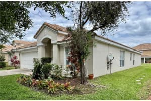 6489 WINDER OAKS BOULEVARD, ORLANDO, FL 32819 - MLS#MFRO6334975